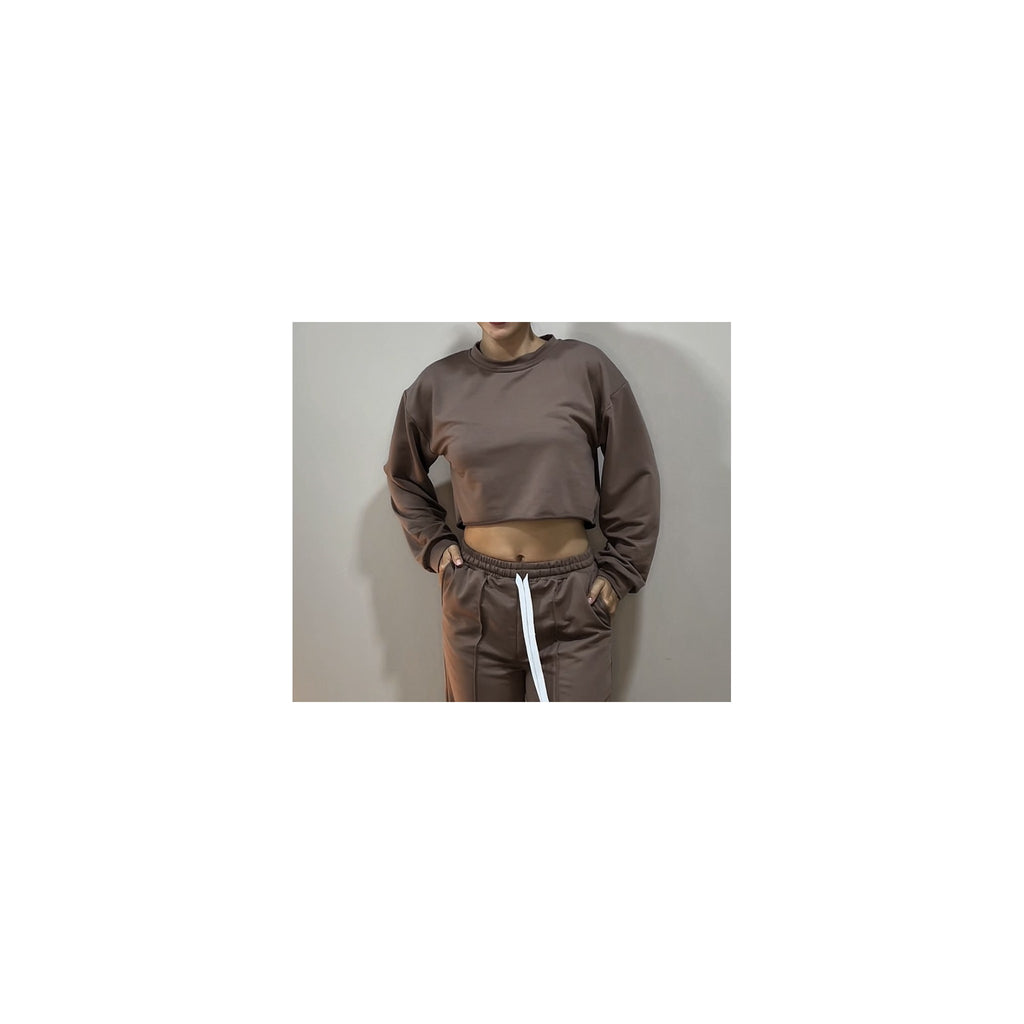 Conjunto buzo crop y pantalon chocolate