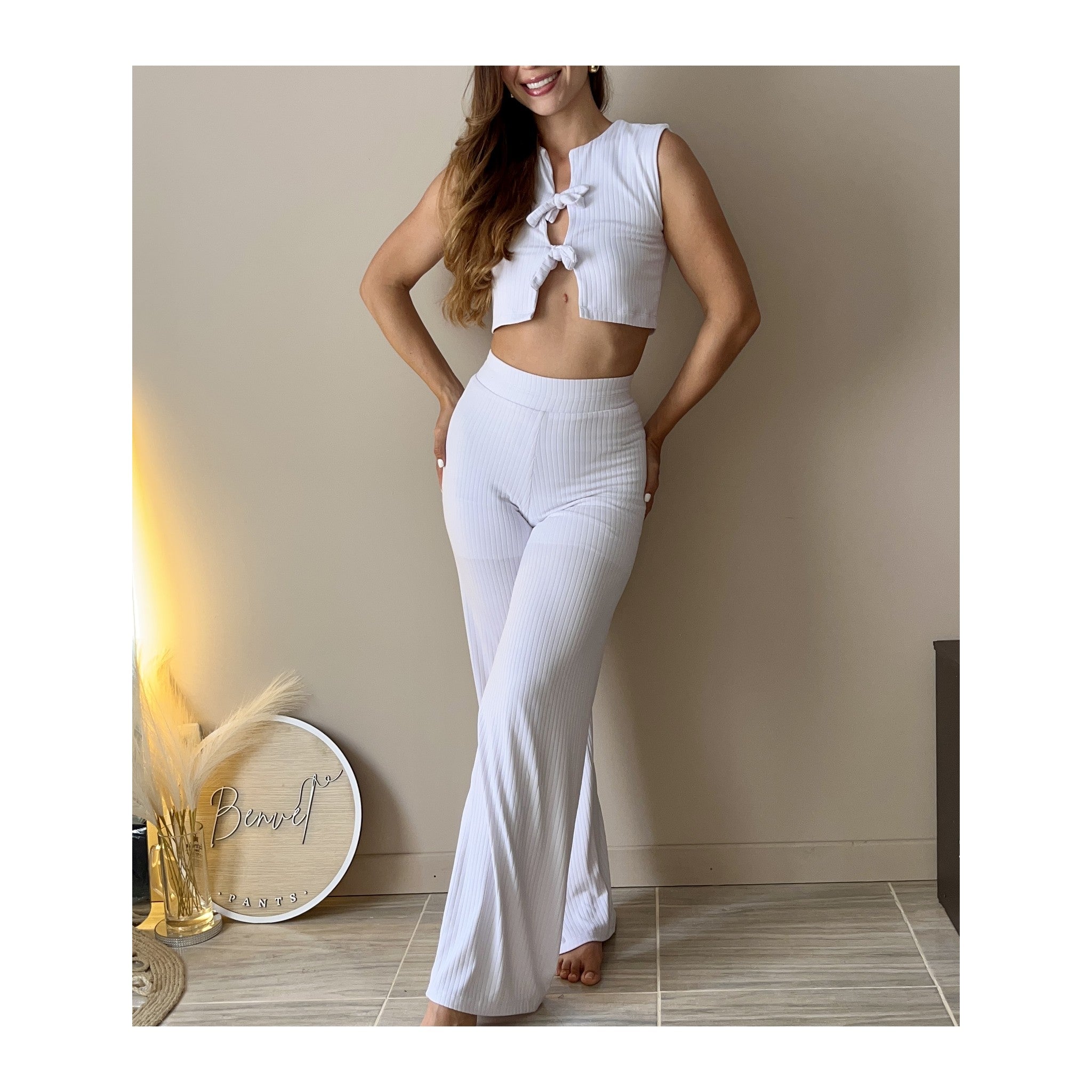 Conjunto top crop y pantalon acanalado